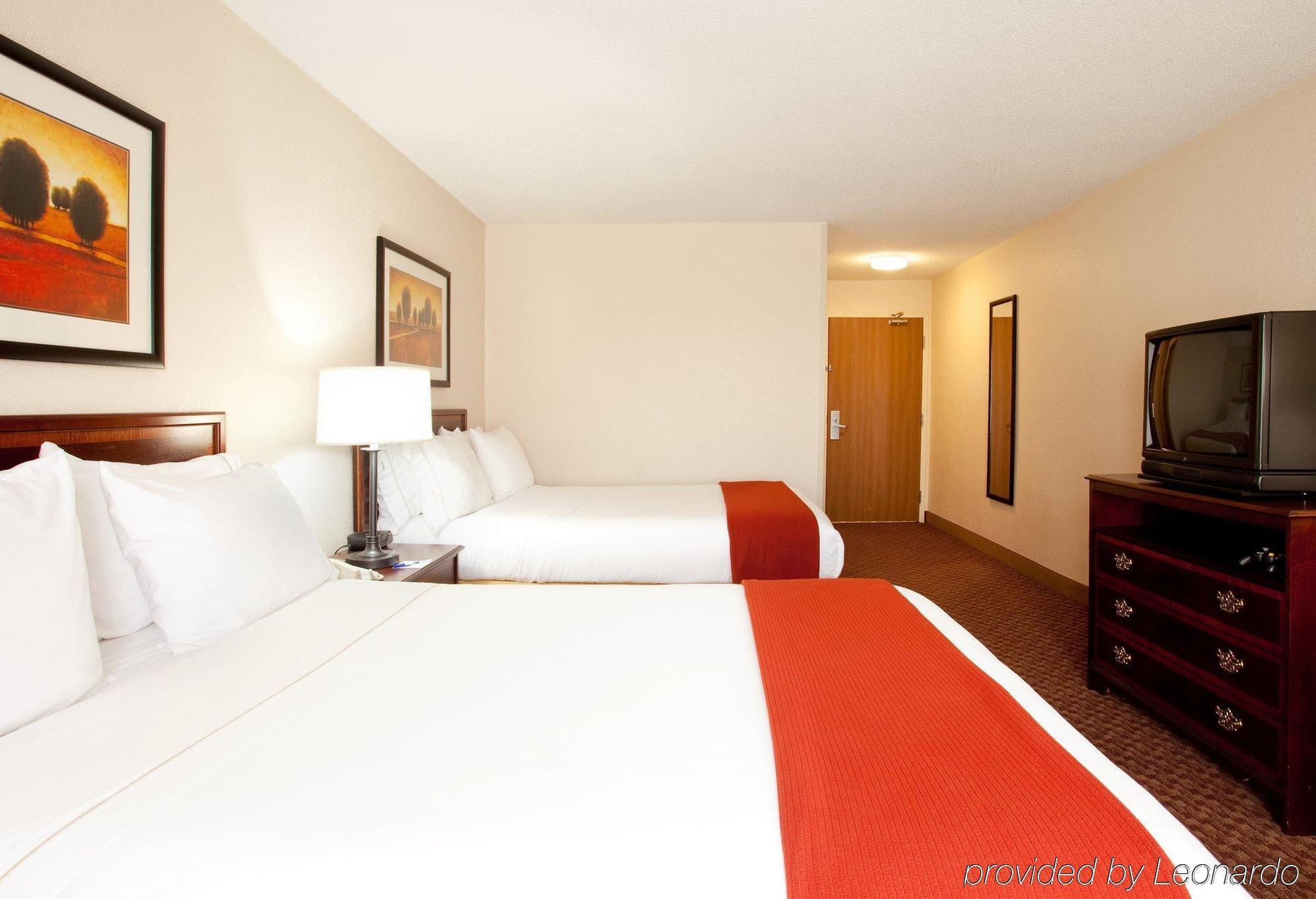 Baymont By Wyndham Hotel