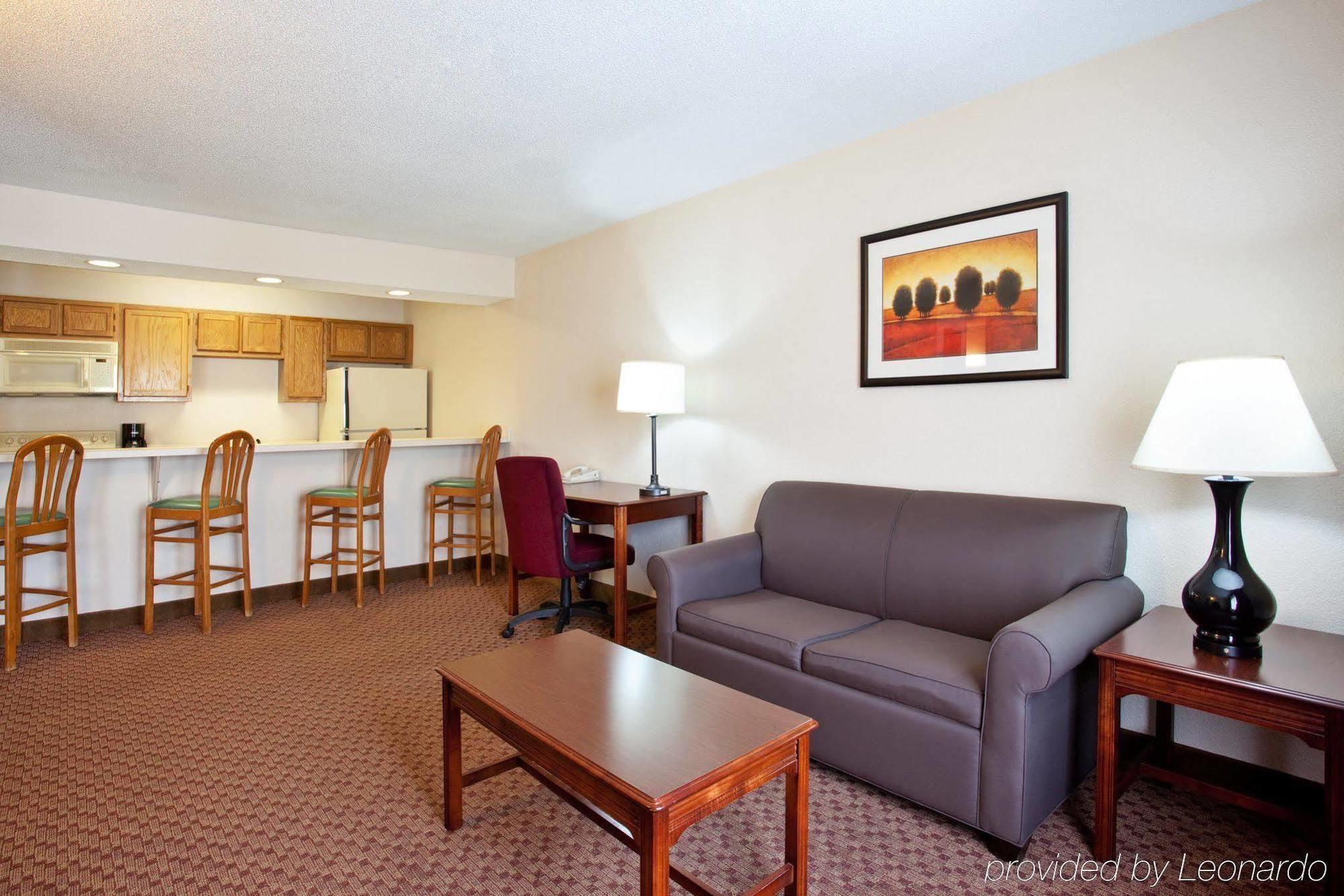 Baymont By Wyndham Hotel